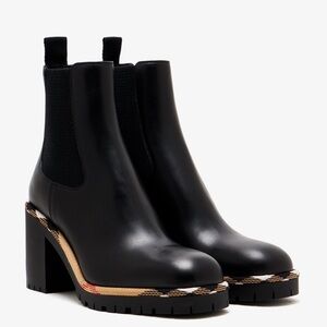 Burberry Gravel Chelsea Booties Sold